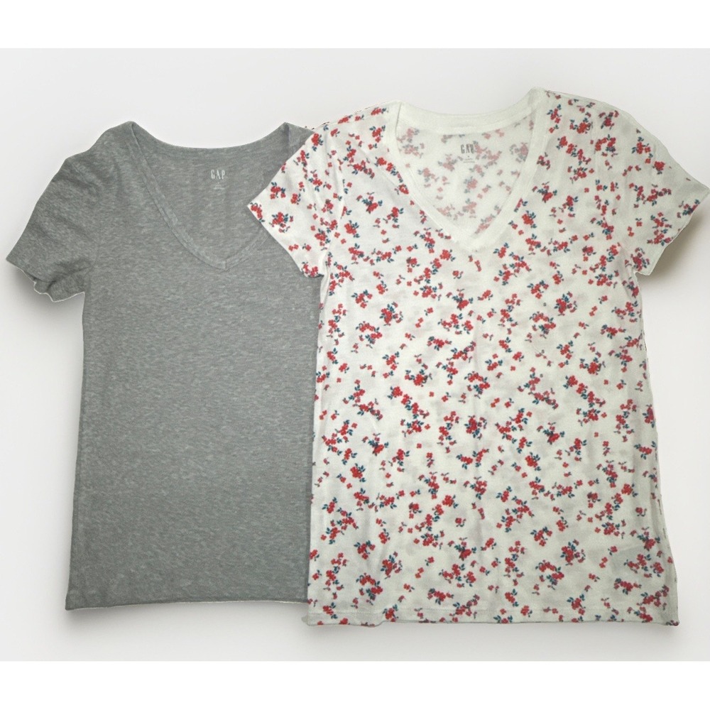 GAP Womens V-Neck Short Sleeve Shirt Lot 2 Pack NWT Floral Gray Small S